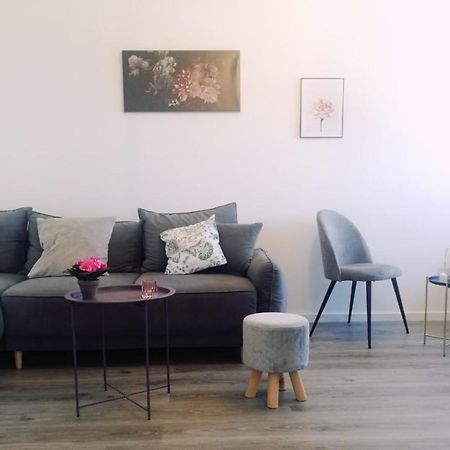 Apartman Aria Lägenhet Dugi Rat Exteriör bild