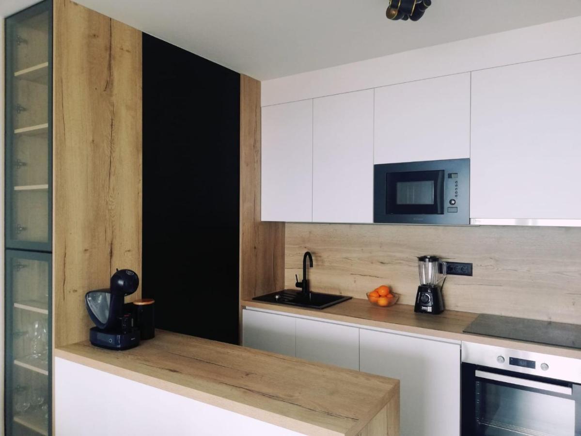 Apartman Aria Lägenhet Dugi Rat Exteriör bild